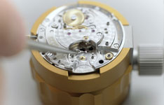 浪琴睡觉时可以带手表吗